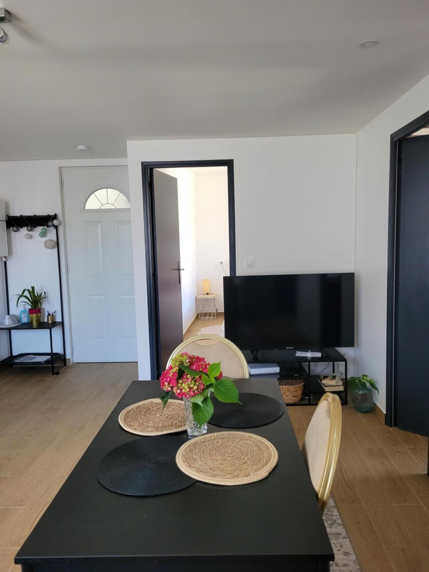 Appartement Prive A 15Mn De Paris Et Proche Enghien Les Bains Groslay Номер фото